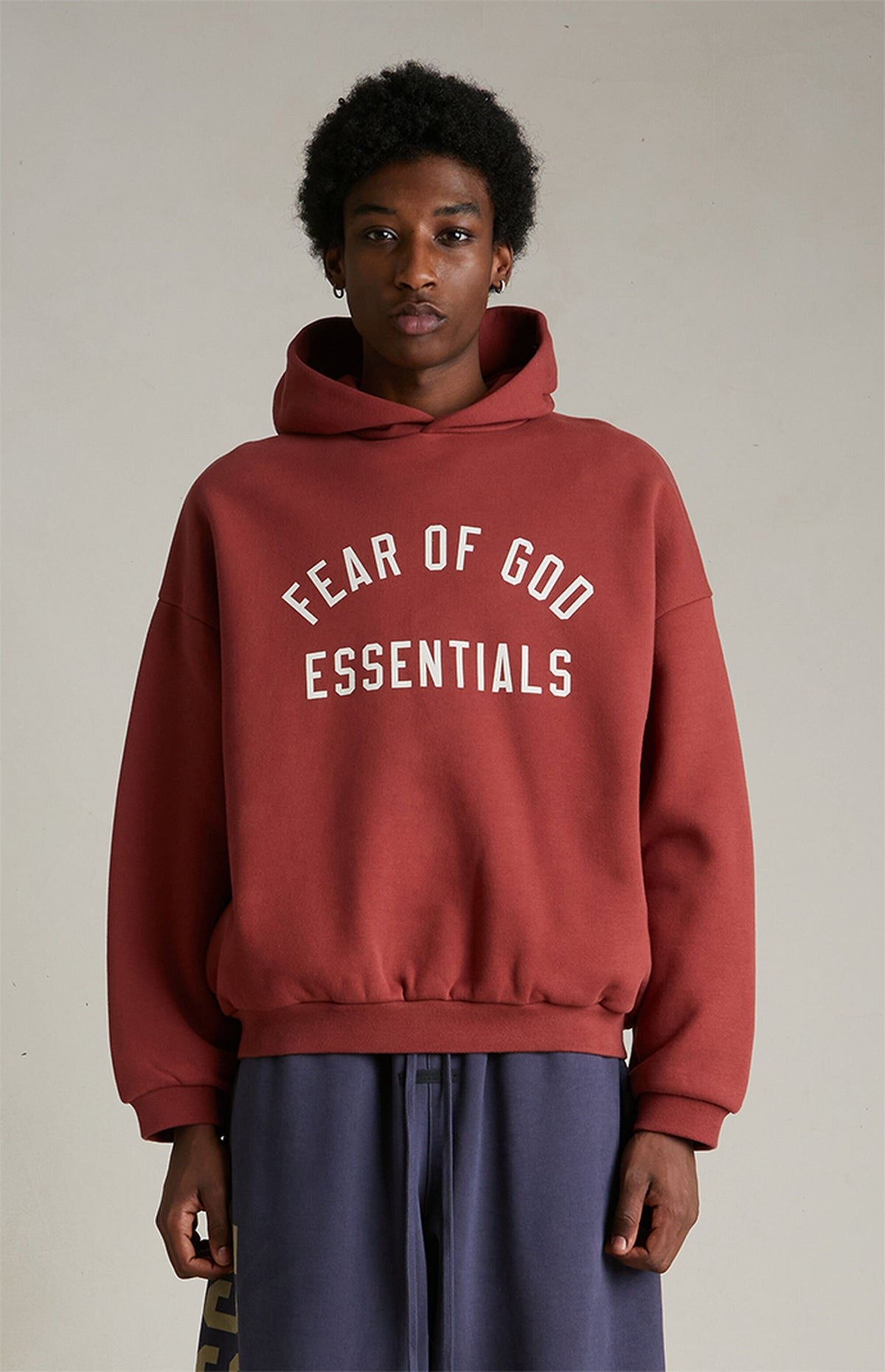 Essentials Hoodie “Crimson” (FW24) – תמונה 2