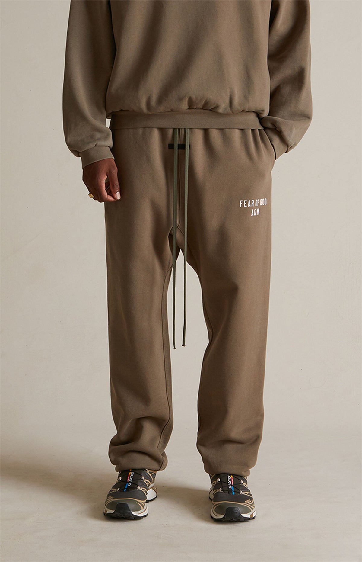 Essentials Heavy Sweatpants “Military” (FW24) – תמונה 4