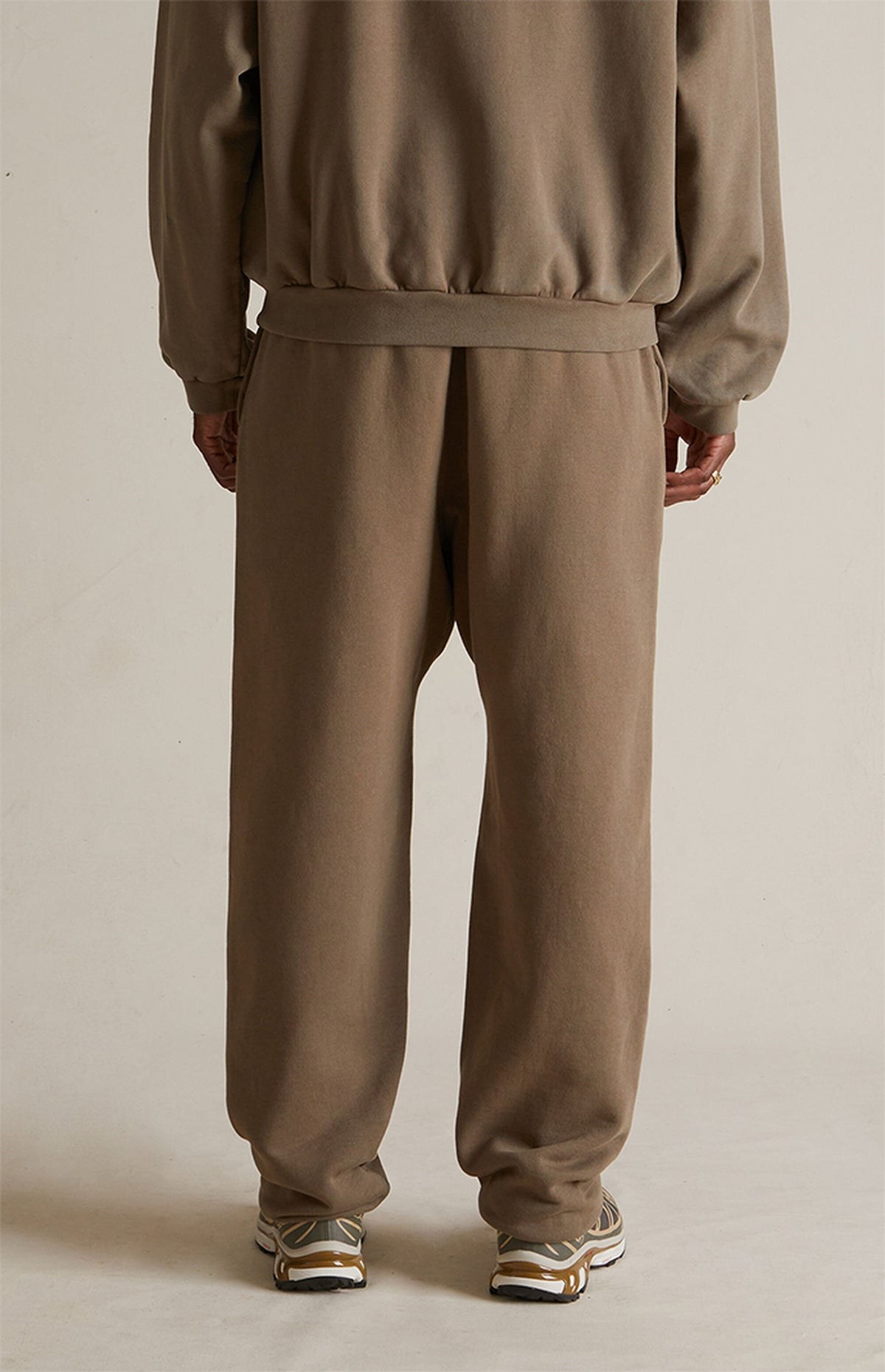 Essentials Heavy Sweatpants “Military” (FW24) – תמונה 7