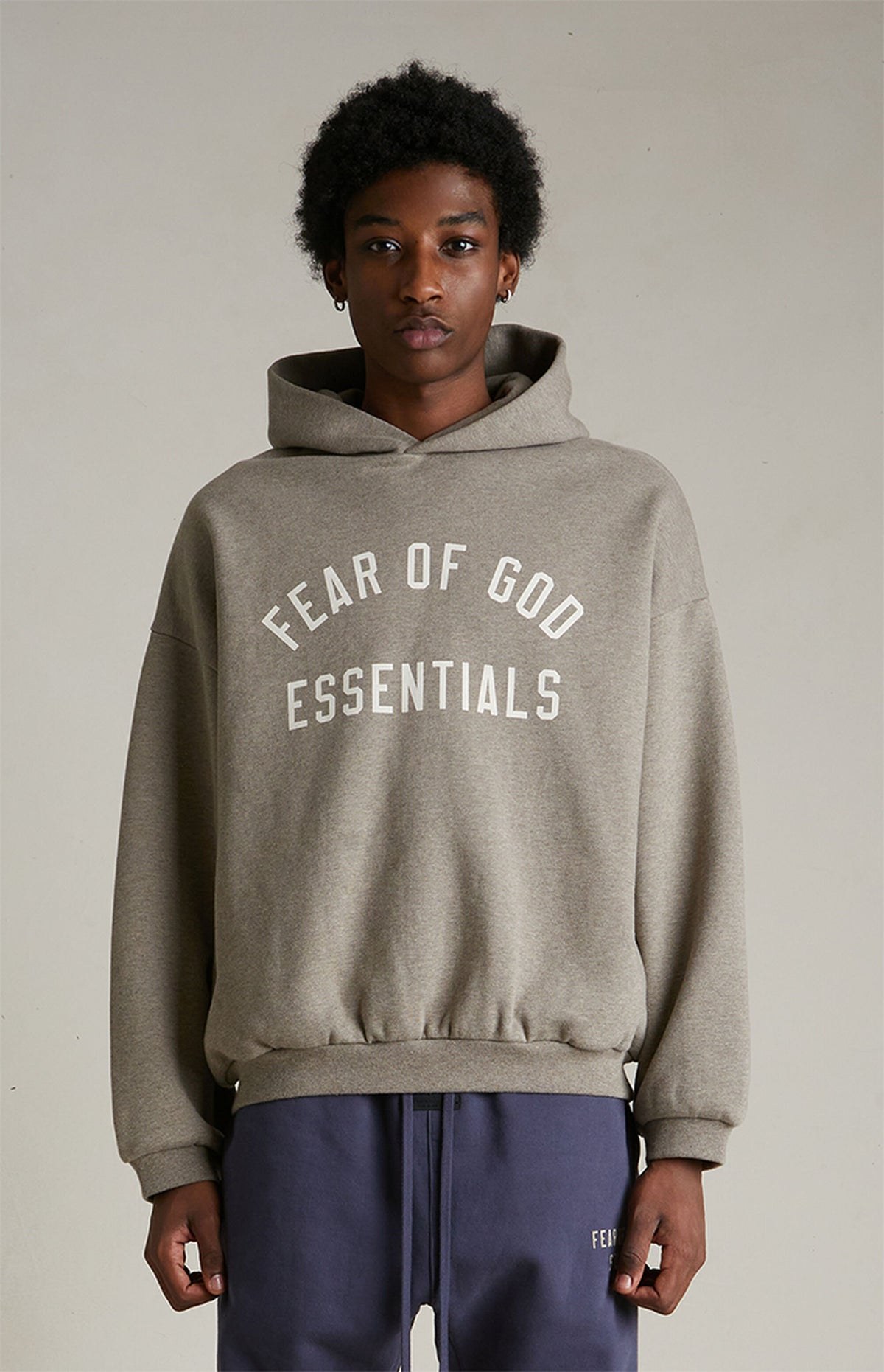 Essentials Hoodie “Heather Gray” (FW24) – תמונה 2