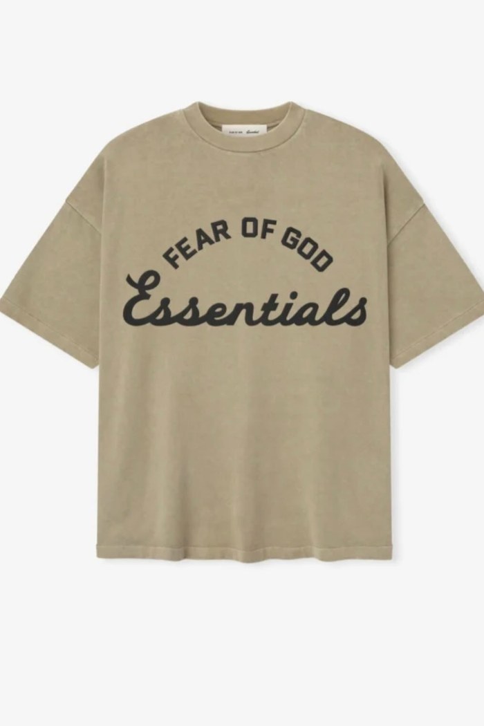 FEAR OF GOD ESSENTIALS T-Shirt – Taupe (Script Logo)